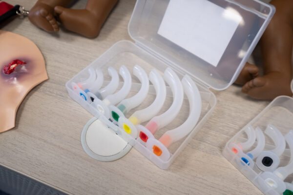 Đủ Size 0# - 4# | Dụng Cụ Chắn Lưỡi & Tạo Đường Thở (Airway)